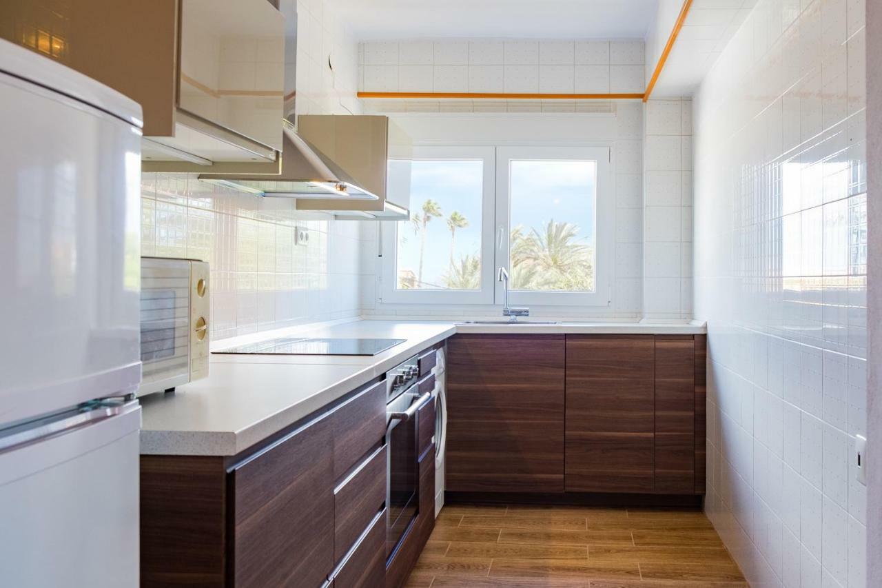 Santa Ana Apartment Les Deveses ภายนอก รูปภาพ